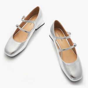 NEW! C.Paravano Mary Jane Shoes Square Toe Low Block Heels Silver Size 8.5